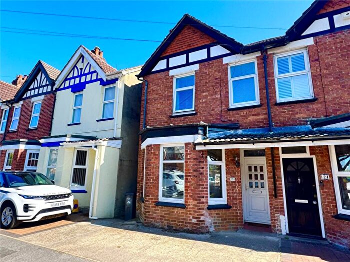 3 Bedroom End Of Terrace House For Sale In Florence Road, Poole, Dorset, BH14