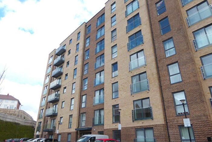 1 Bedroom Flat To Rent In Stirling Drive, Luton, Bedfordshire, LU2