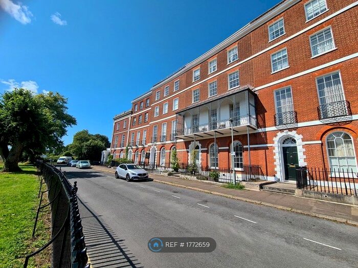 2 Bedroom Flat To Rent In Colleton Crescent, Exeter, EX2