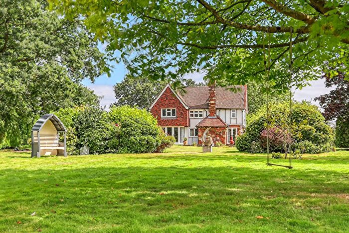 5 Bedroom Equestrian Property For Sale In Woolmongers Lane, Ingatestone, Essex, CM4