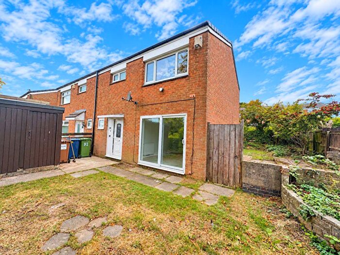 3 Bedroom Semi Detached House For Sale In Donvale Road, Donwell, Washington, NE37