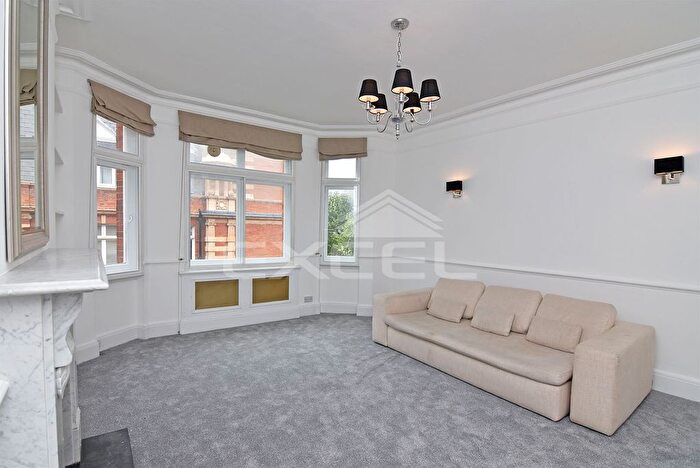 2 Bedroom Flat To Rent In Antrim Road, Belsize Park, NW3