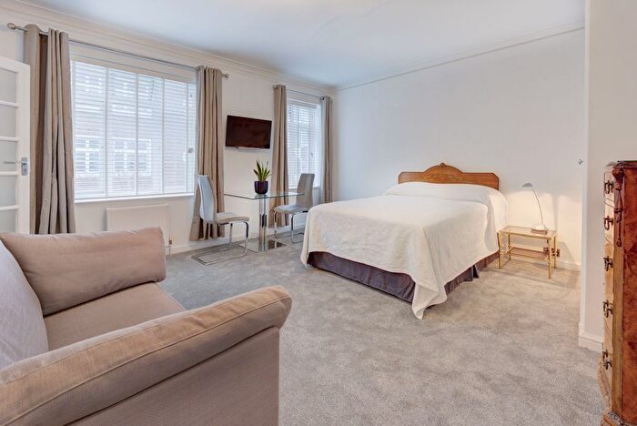 Studio To Rent In Marsham Street, London, SW1P