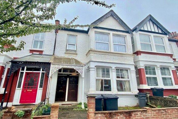 1 Bedroom Flat To Rent In Chester Road, London, E11