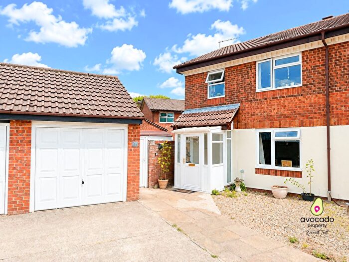 3 Bedroom Semi Detached House For Sale In Sampson Road, North Walsham, Norfolk, NR28