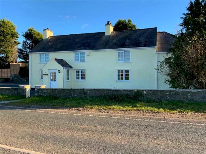 4 Bedroom Cottage For Sale In Bethel, Bodorgan LL62