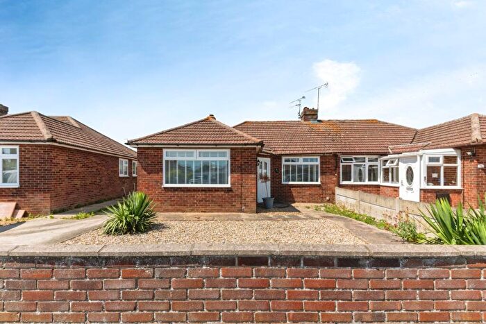 2 Bedroom Semi-Detached Bungalow For Sale In Dove Crescent, Harwich, CO12