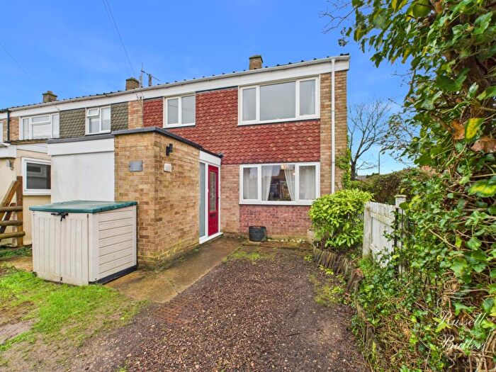 3 Bedroom End Of Terrace House For Sale In Sandholme, Steeple Claydon, Buckinghamshire, MK18