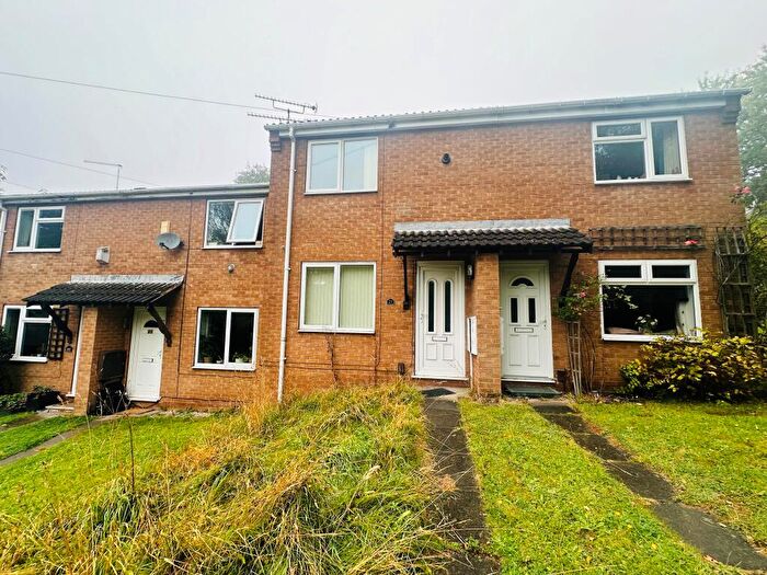 2 Bedroom House To Rent In Landmere Gardens, Nottingham, NG3
