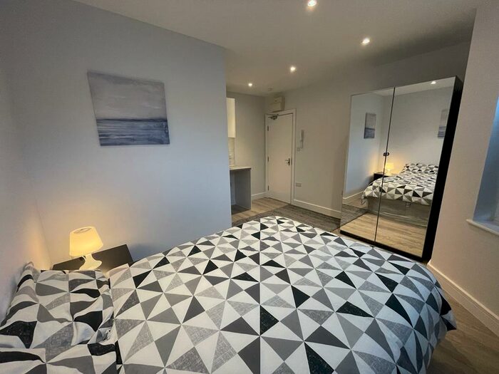 Studio To Rent In Masons Avenue, HA3