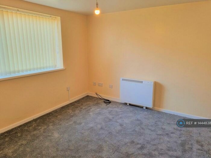1 Bedroom Flat To Rent In Ryecroft Road, Rawmarsh, Rotherham, S62