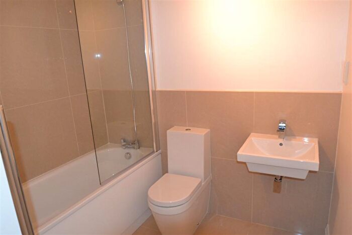 2 Bedroom Apartment To Rent In New Road, Ware, Herts, SG12