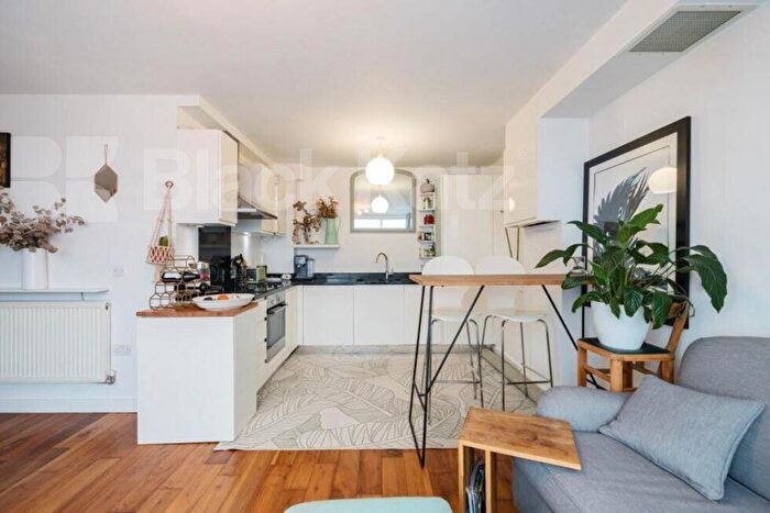 1 Bedroom Flat To Rent In Stroud Green Road, Finsbury Park, N4