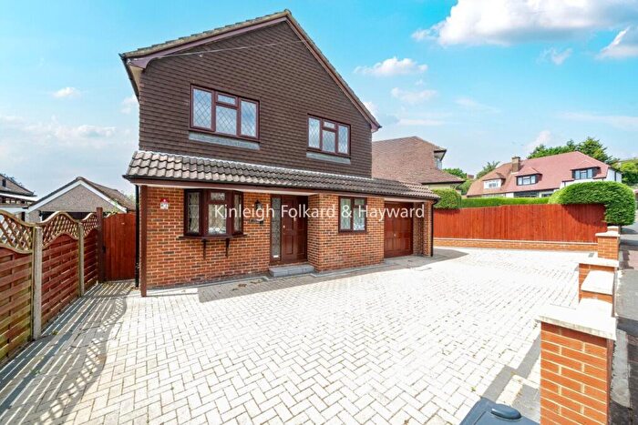 4 Bedroom Detached House For Sale In Courtfield Rise, West Wickham, Kent, BR4