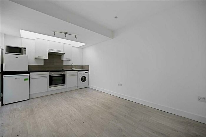 Studio To Rent In Woodsyre, Sydenham Hill, London, SE26