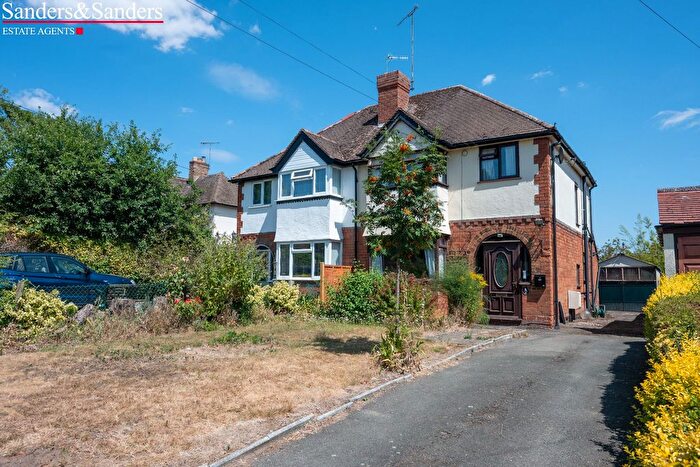 3 Bedroom Semi Detached House For Sale In Victoria Road, Bidford-On-Avon, Alcester, B50