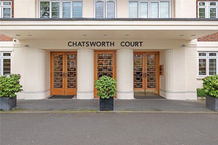 1 Bedroom Studio For Sale In Pembroke Road, London, W8