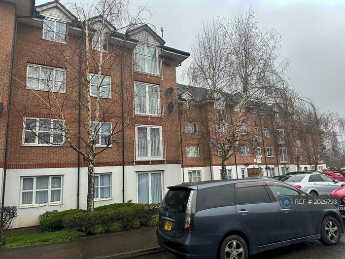 1 Bedroom Flat To Rent In Lavender Place, Ilford, IG1