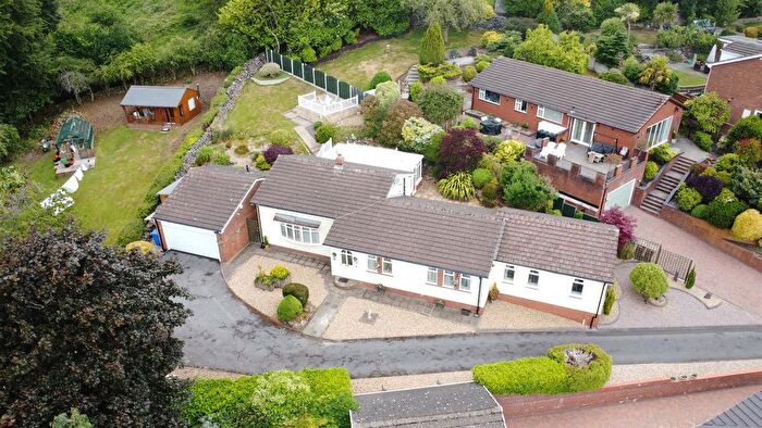 4 Bedroom Bungalow For Sale In Ingleborough Place, Light Oaks, ST2