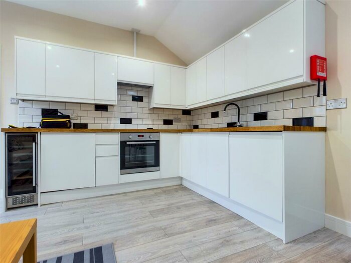 1 Bedroom Bungalow To Rent In Rushlake Road, Brighton, BN1