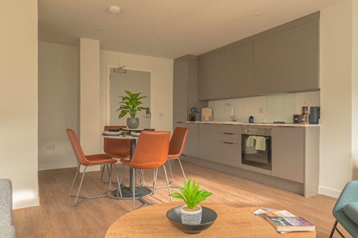 1 Bedroom Apartment To Rent In Dalian, St. Vincent Street, Glasgow, G3