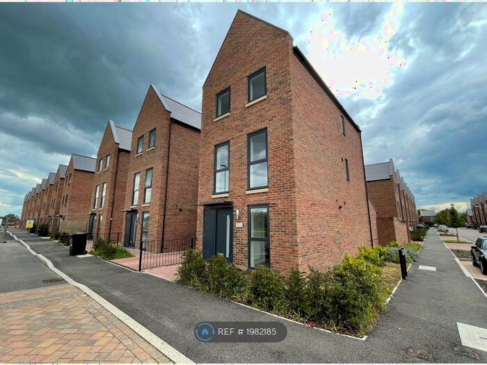 4 Bedroom Detached House To Rent In Falmouth Avenue, Cambridge, CB3