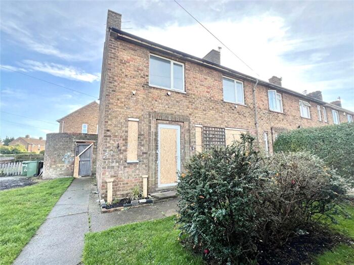 3 Bedroom End Of Terrace House For Sale In Winchester Avenue, Grimsby, DN33
