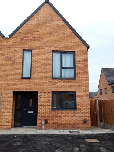 2 Bedroom House To Rent In Gilded Way, Kirkby, L32