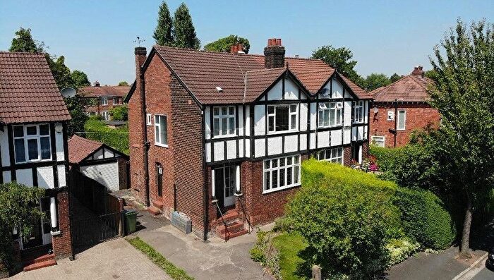 3 Bedroom Semi-Detached House For Sale In Abingdon Road, Bramhall, SK7