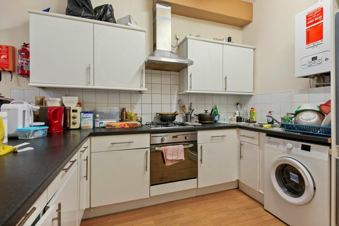 3 Bedroom Flat To Rent In Craven Park Road, London, NW10