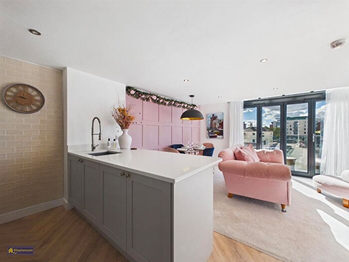 2 Bedroom Property To Rent In Humber Place, Hull, HU1