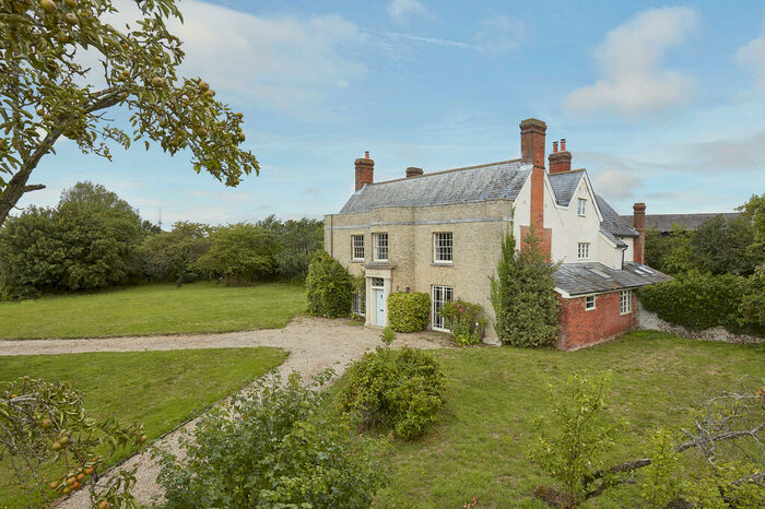 6 Bedroom Detached House For Sale In Belchamp St Paul, Sudbury, Suffolk, CO10