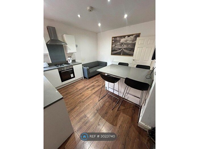 5 Bedroom Terraced House To Rent In Buxton Road, London, E15