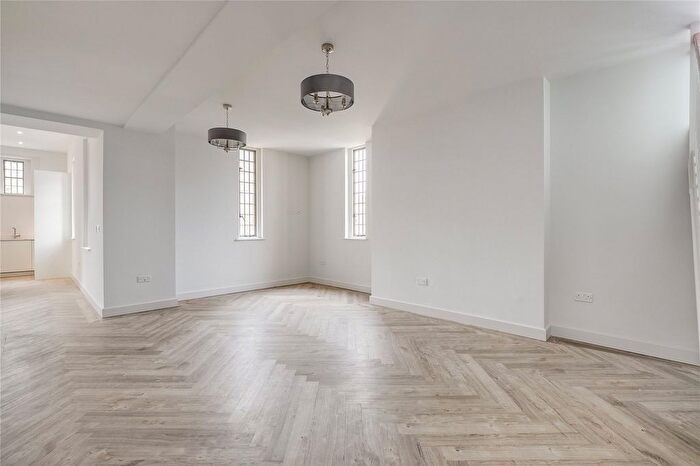2 Bedroom Property To Rent In Holt Gardens, SW17