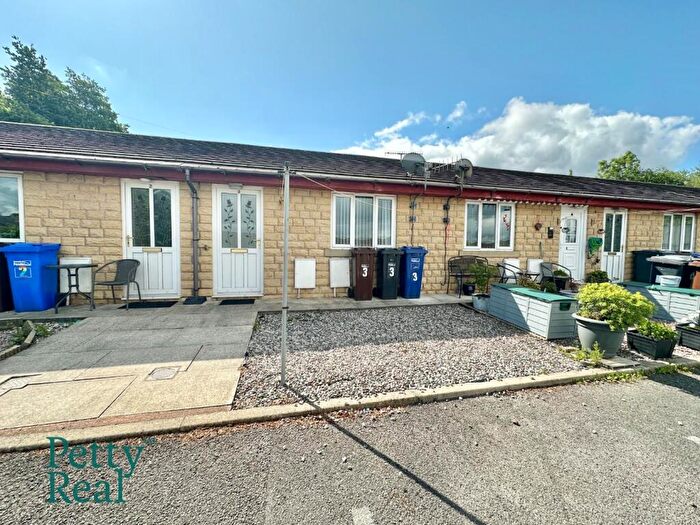 1 Bedroom Bungalow For Sale In Peerart Court, Colne, BB8