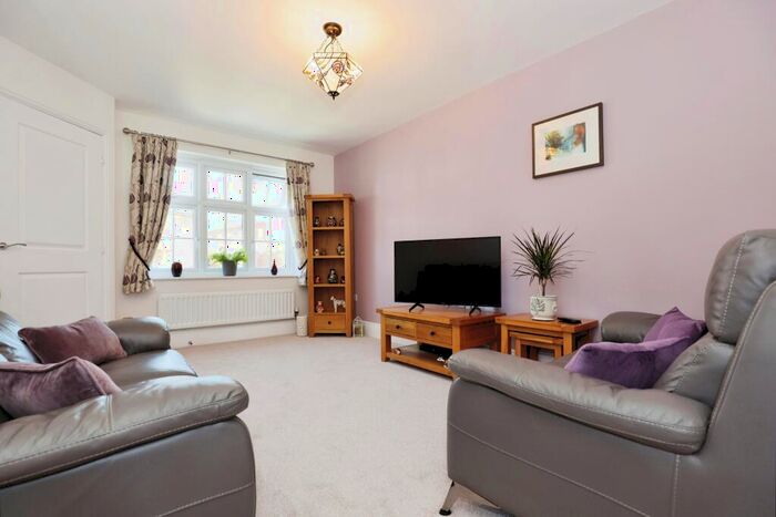 4 Bedroom Detached House For Sale In Great Brook Ground, Rugby, CV23