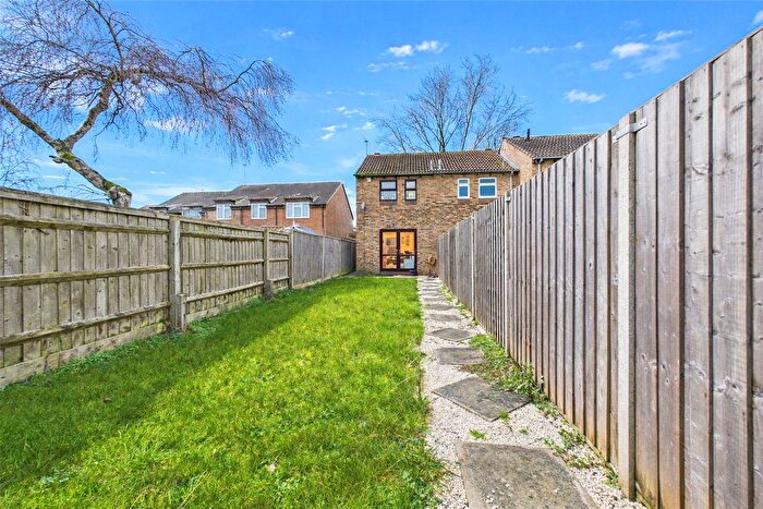 2 Bedroom End Terrace House For Sale In The Delph, Lower Earley, Reading, Berkshire, RG6