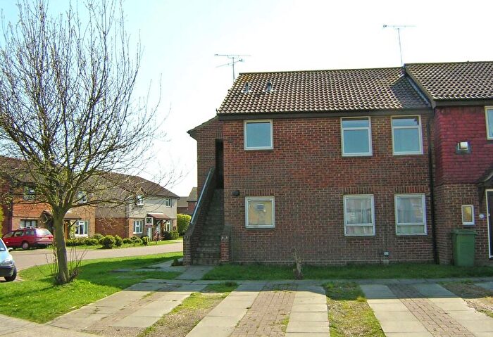 Studio To Rent In Satis Avenue, Milton, Sittingbourne, Kent, ME10