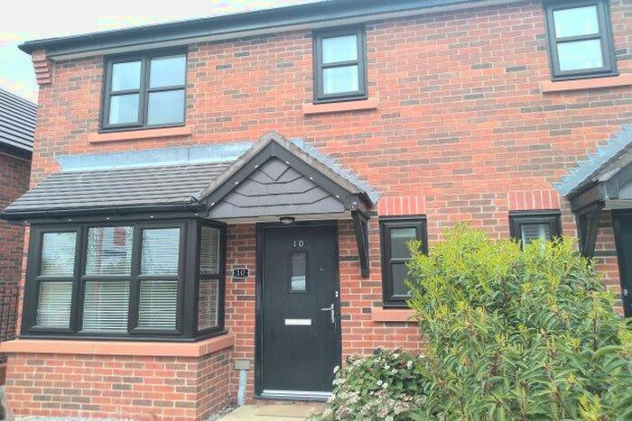 3 Bedroom Property To Rent In Green Croft Close, Manchester, M46