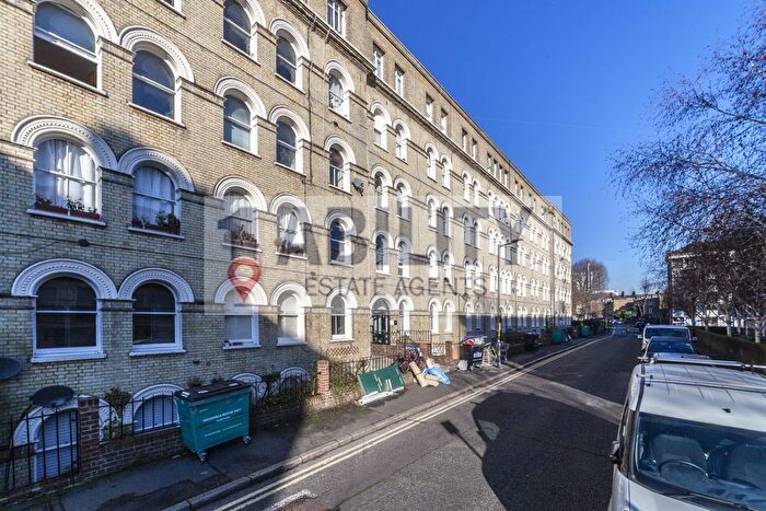 Studio For Sale In Bath Terrace, London, SE1