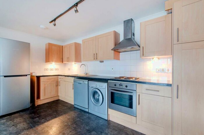 2 Bedroom Flat To Rent In Northwick Road, Alperton, Wembley, HA0