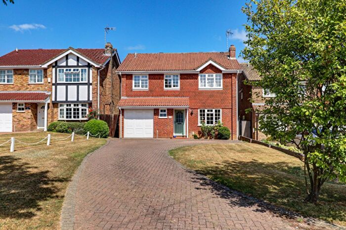 4 Bedroom Detached House For Sale In St. Margarets Grove, Great Kingshill, High Wycombe, Buckinghamshire, HP15