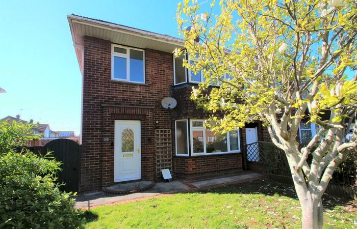 3 Bedroom End Of Terrace House To Rent In Princess Avenue, Worthing, BN13