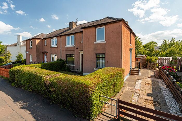 2 Bedroom Flat For Sale In Stevenson Drive, Edinburgh, EH11