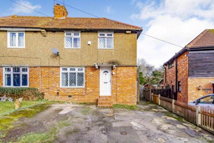 3 Bedroom Property To Rent In Foxearth Road, South Croydon, CR2