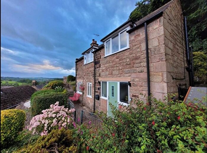 3 Bedroom Property For Sale In Main Street, Birchover, DE4
