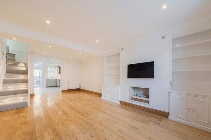 4 Bedroom Terraced House To Rent In St. Dionis Road, Parsons Green, Fulham, London, SW6