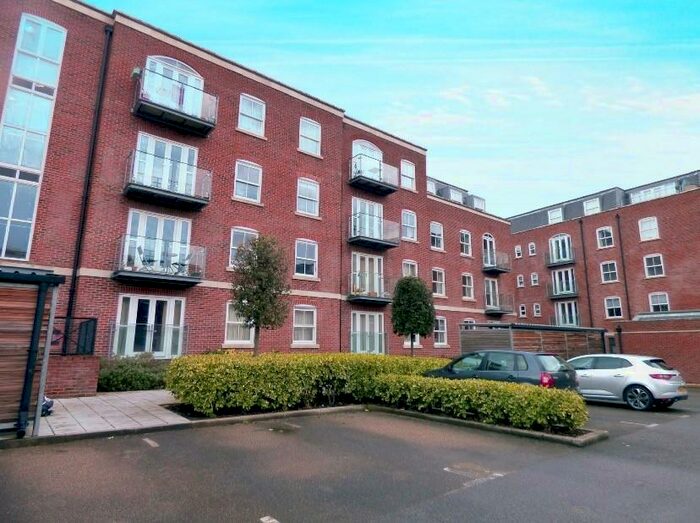 1 Bedroom Apartment To Rent In Clarence Marina, Weevil Lane, PO12