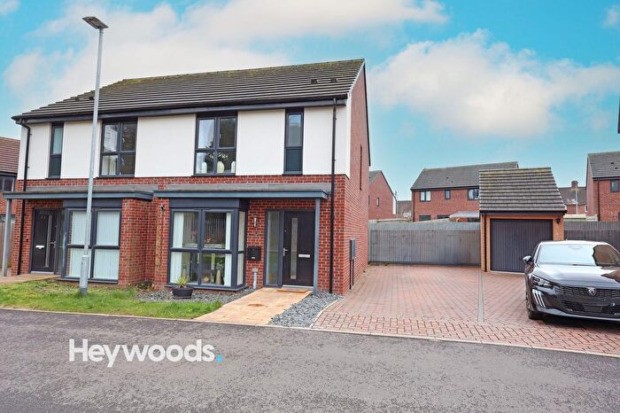 3 Bedroom Semi Detached House For Sale In Fell Avenue, Newcastle Under Lyme, ST5