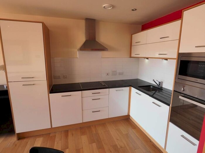 1 Bedroom Flat To Rent In Dock Street, Hull, HU1